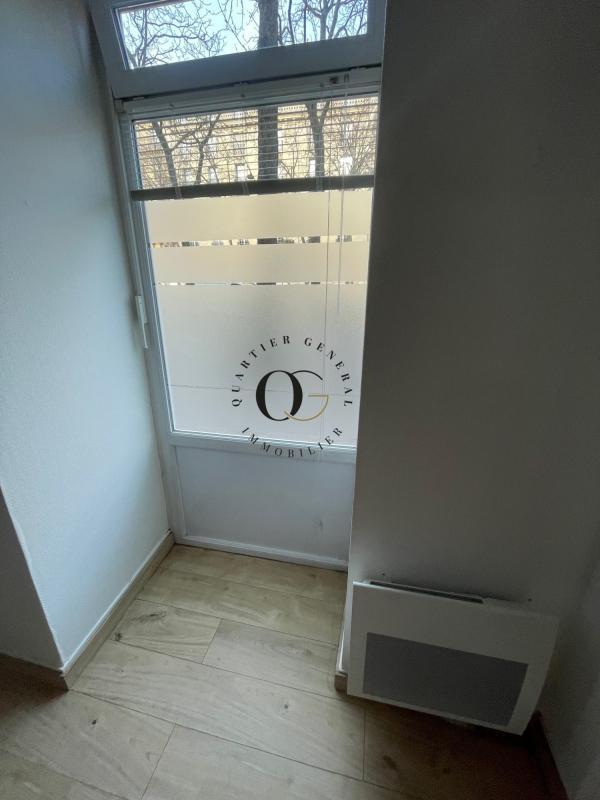 Local d'activité / Entrepôt - 38 m² - 3 pièces