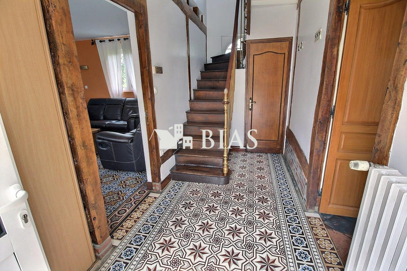 Maison - 182 m² - 8 pièces