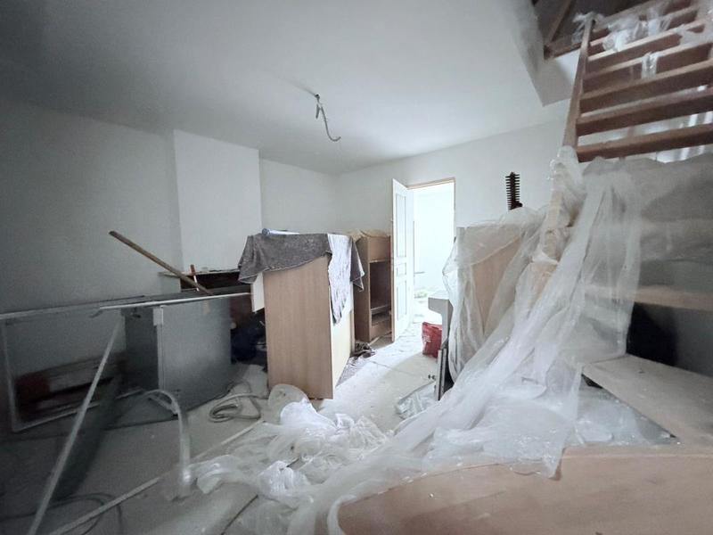 Maison - 96 m² - 1 pièce