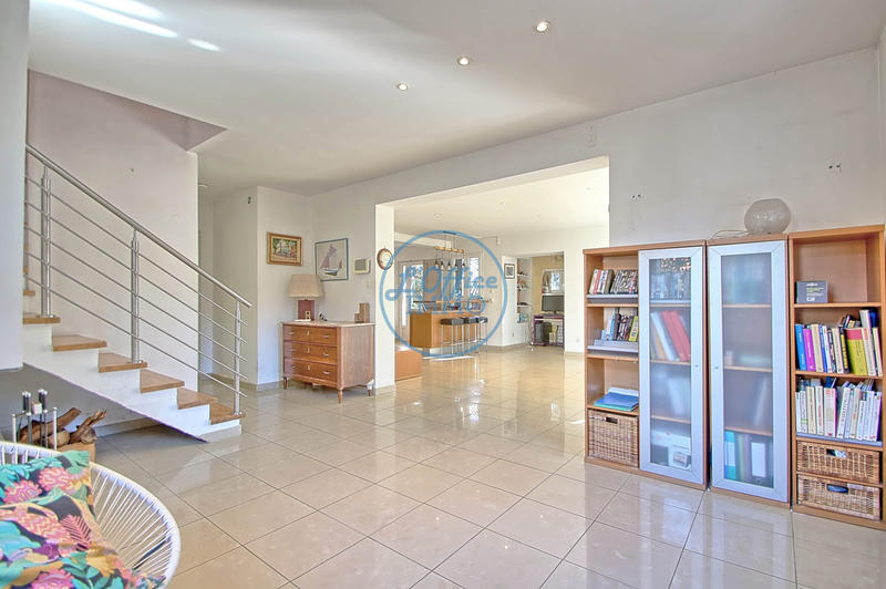 Maison - 150 m² - 7 pièces