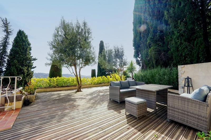 Villa - 204 m² - 7 pièces