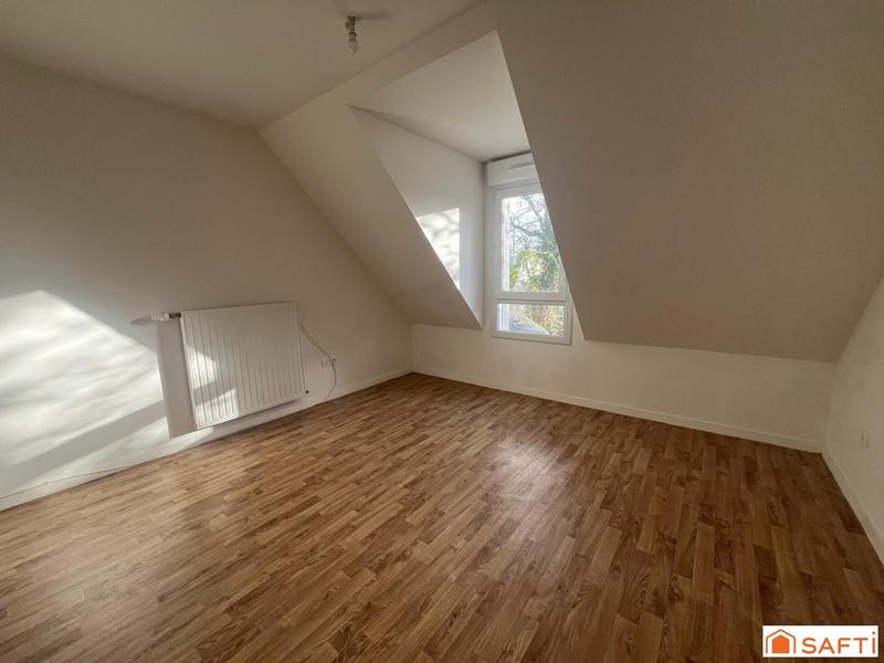 Maison - 93 m² - 5 pièces