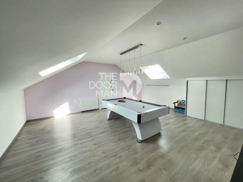 Pavillon - 167 m² - 5 pièces