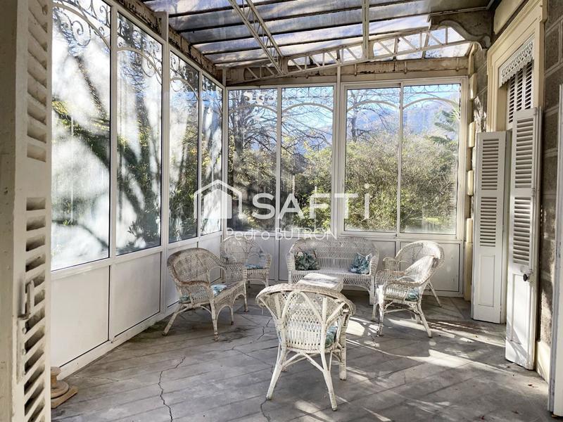 Maison de maîtres - 277 m² - 21 pièces