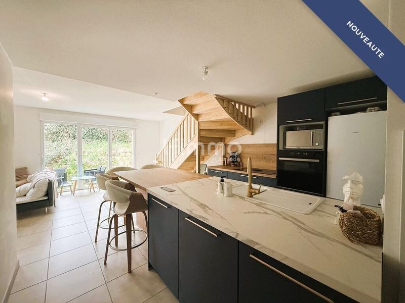 Maison - 102 m² - 6 pièces