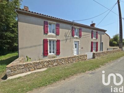 Maison - 135 m² - 5 pièces