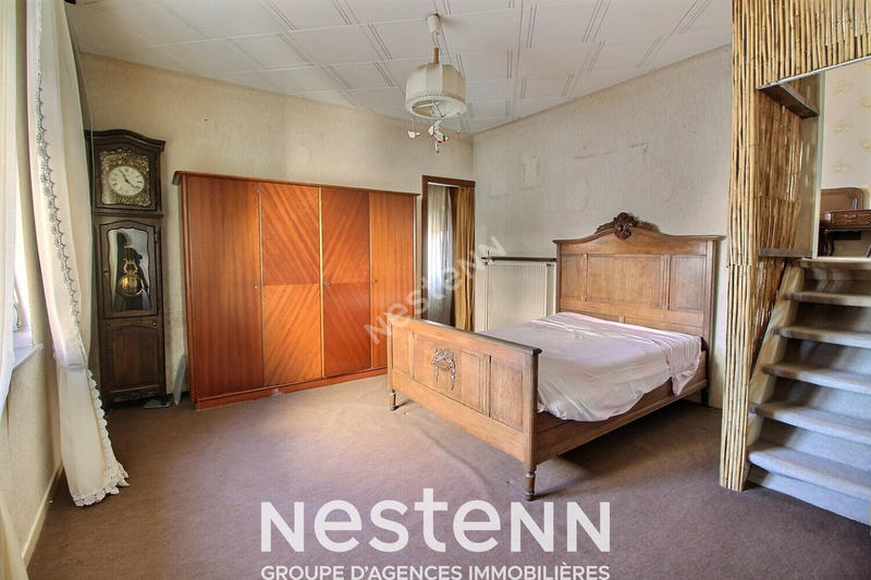 Maison - 176 m² - 9 pièces