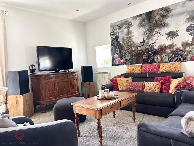 Demeure - 224 m² - 7 pièces