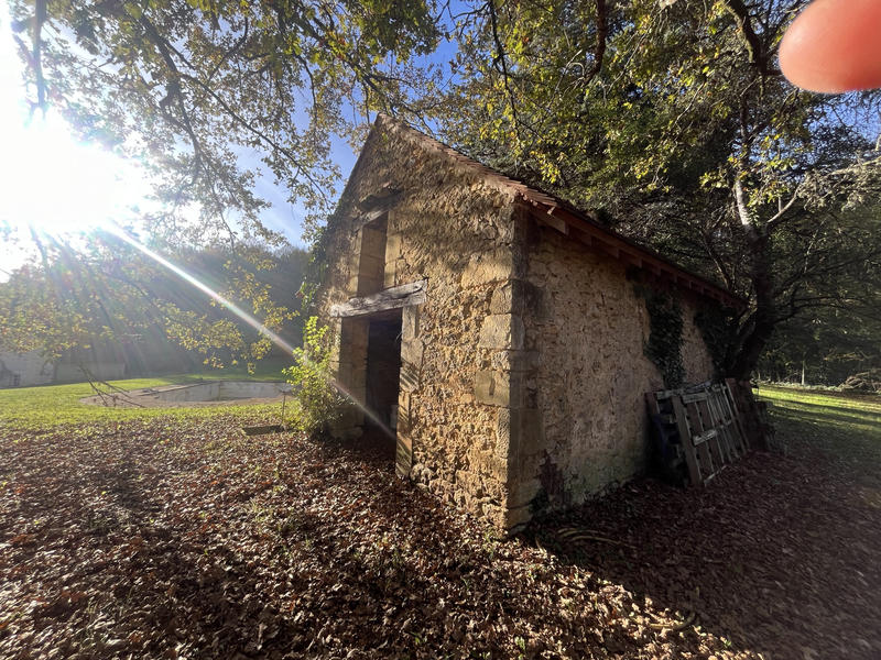 Maison - 420 m² - 14 pièces