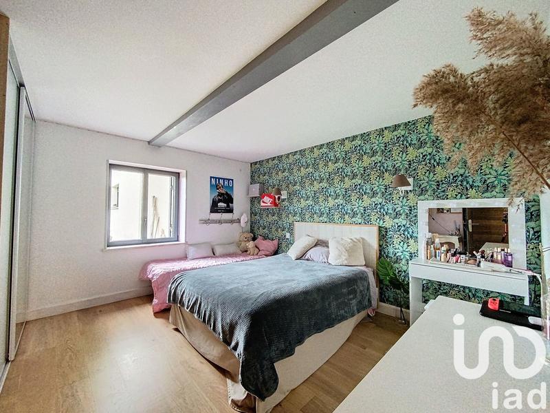 Maison - 199 m² - 7 pièces