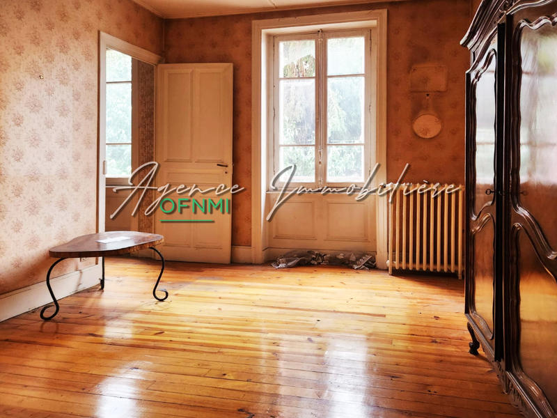 Appartement - 84 m² - 4 pièces