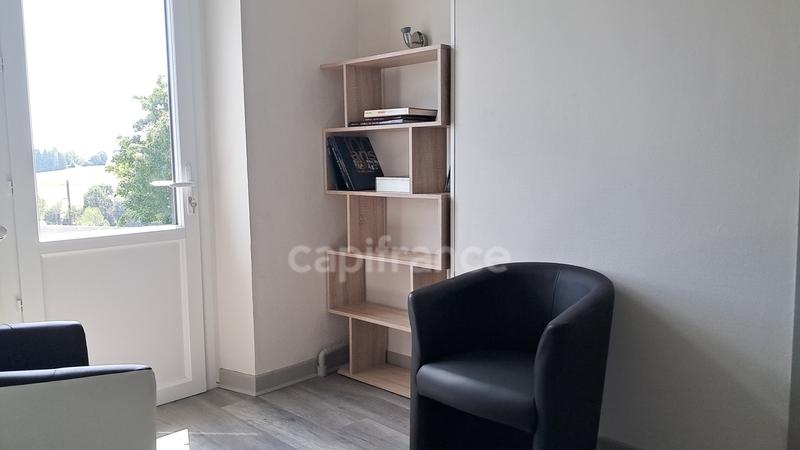 Propriété - 1 100 m² - 16 pièces