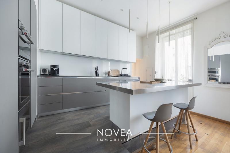 Appartement - 152 m² - 4 pièces