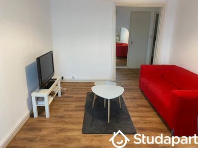 Chambre - 14 m² - 1 pièce