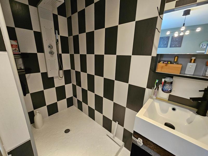 Maison - 206 m² - 9 pièces