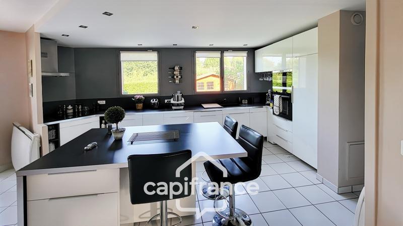 Maison - 154 m² - 6 pièces