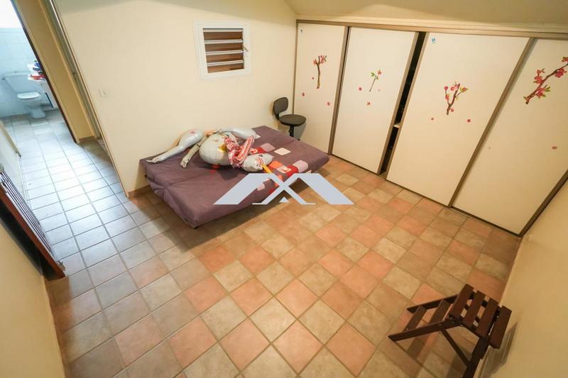 Maison - 170 m² - 6 pièces