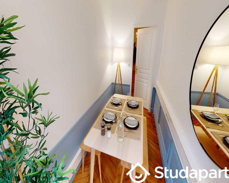 Chambre - 100 m² - 1 pièce