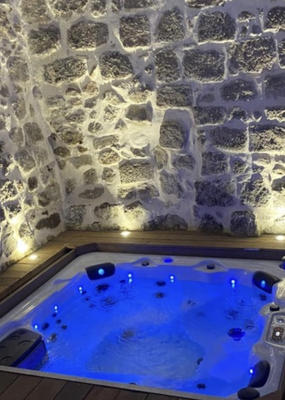 Immeuble - 147 m² - 7 pièces