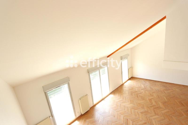 Appartement - 174 m² - 6 pièces