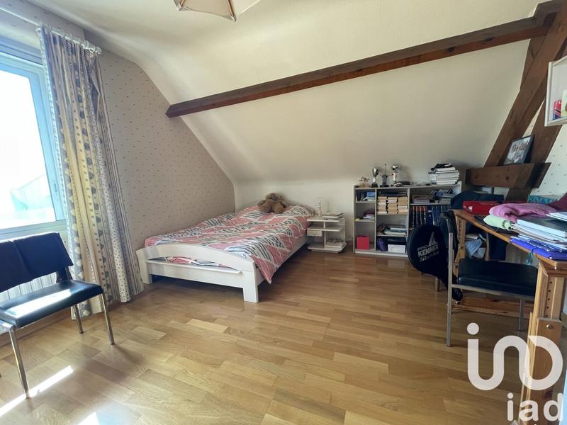 Maison - 215 m² - 7 pièces