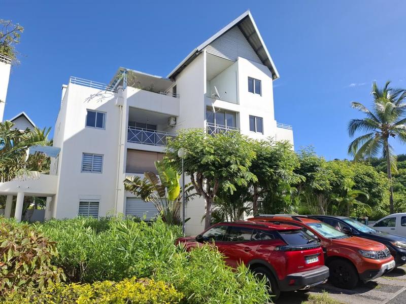 Appartement - 90 m² - 5 pièces