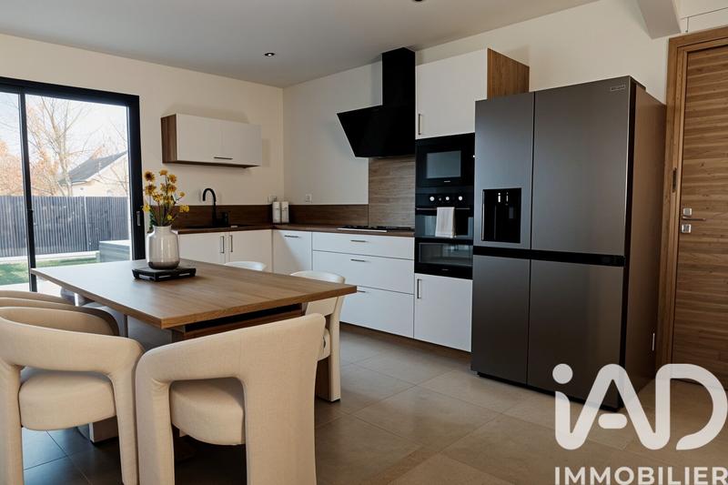 Maison - 93 m² - 3 pièces