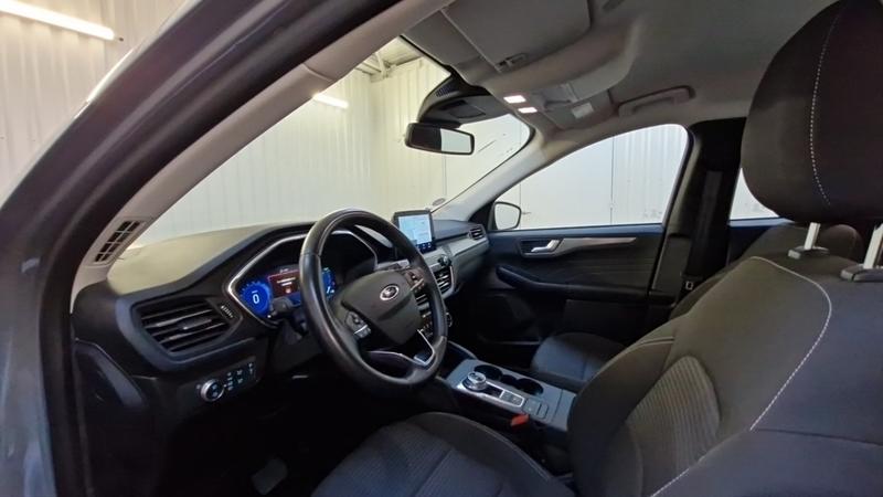 Ford Kuga 2.5 190 hybrid Flexifuel Pshift Titanium