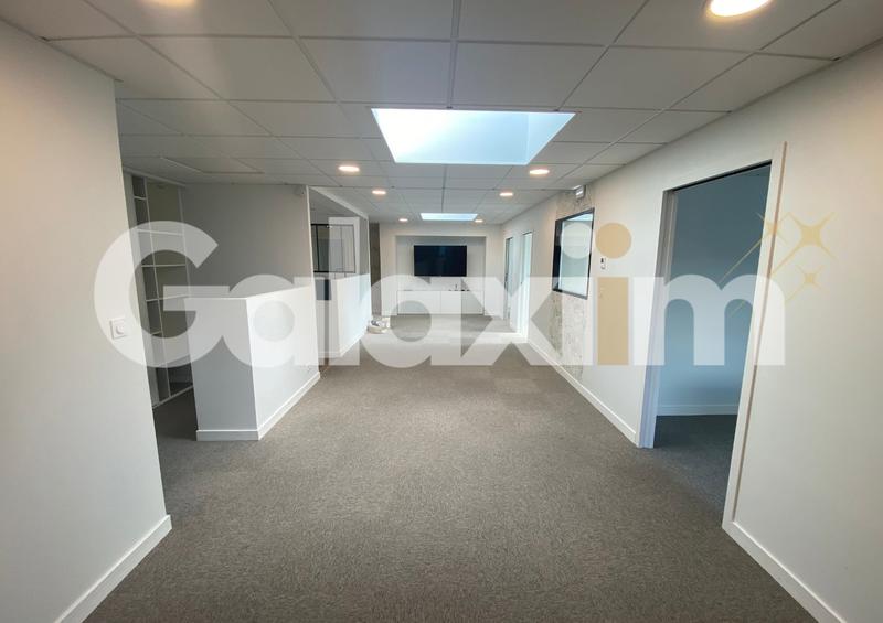 Bureau - 200 m²