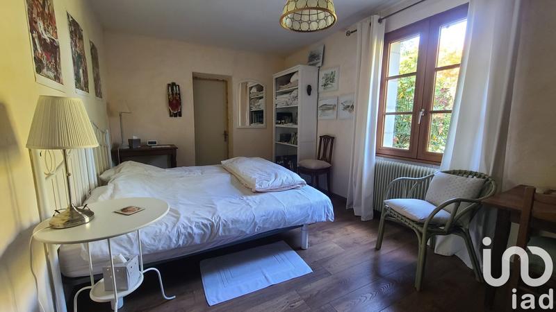 Maison - 212 m² - 8 pièces