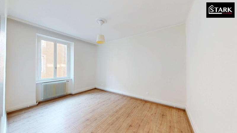 Appartement - 80 m² - 3 pièces