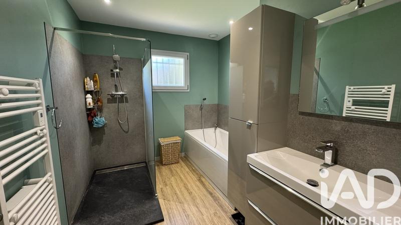 Maison - 122 m² - 5 pièces