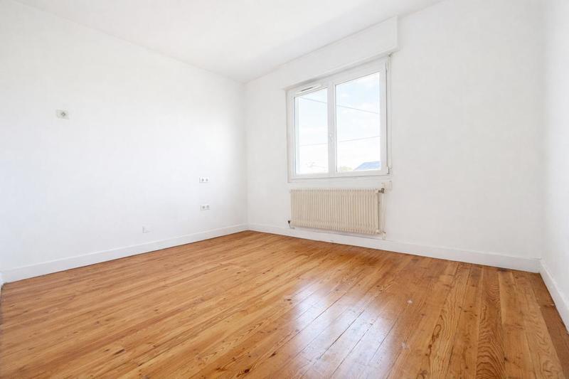 Maison - 104 m² - 4 pièces