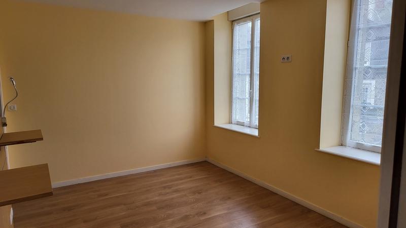 Maison - 182 m² - 11 pièces