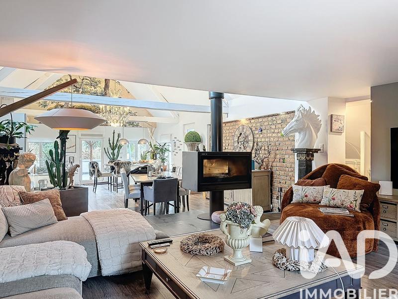 Maison - 150 m² - 5 pièces