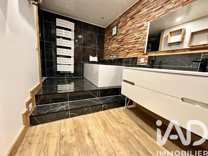 Duplex - 200 m² - 5 pièces