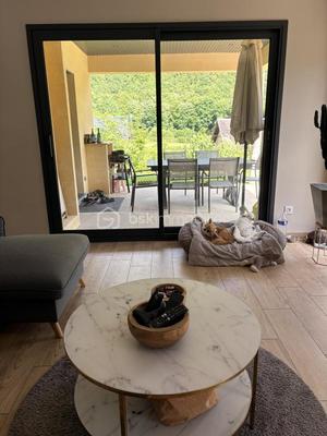 Pavillon - 180 m² - 8 pièces