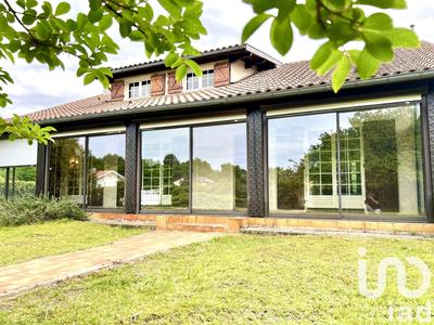 Maison - 173 m² - 6 pièces