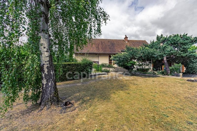 Maison - 140 m² - 6 pièces