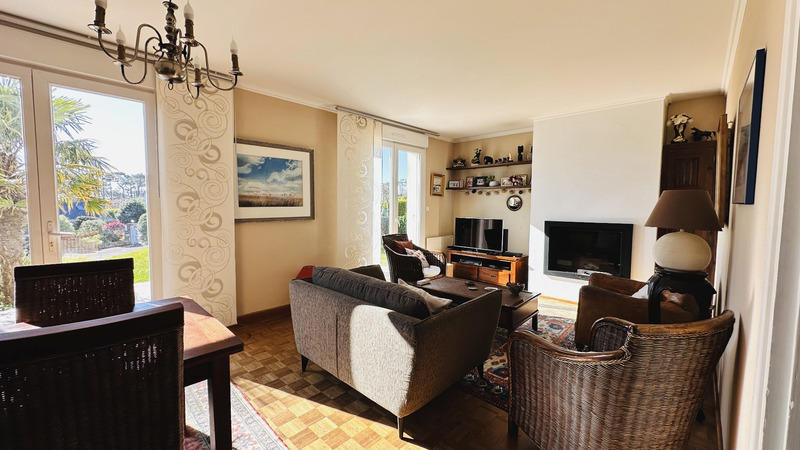 Maison - 135 m² - 8 pièces