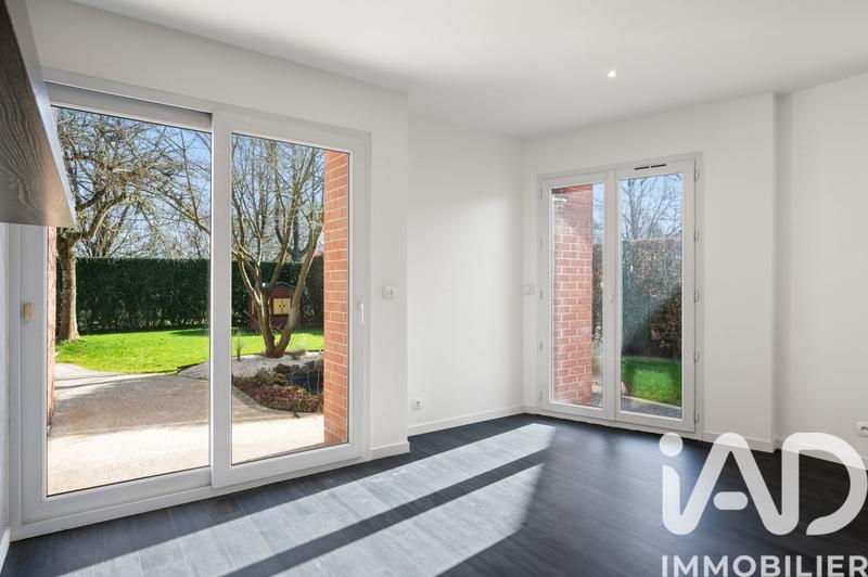 Maison - 218 m² - 6 pièces