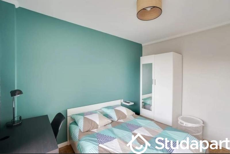 Chambre - 9 m² - 1 pièce