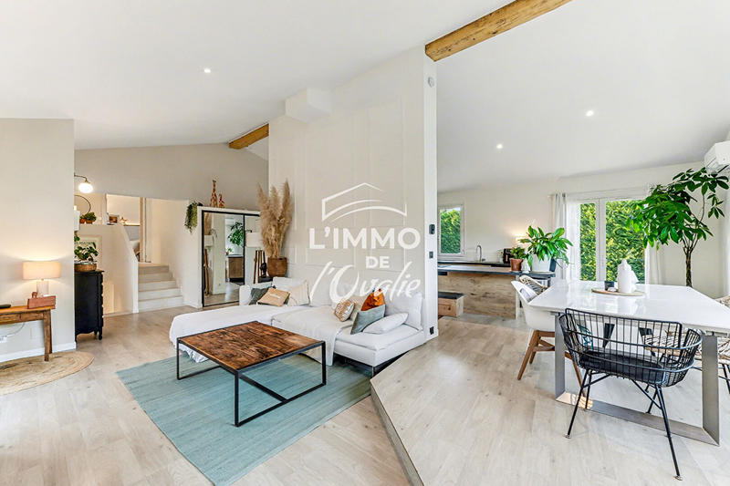 Maison - 190 m² - 6 pièces