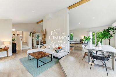 Maison - 190 m² - 6 pièces