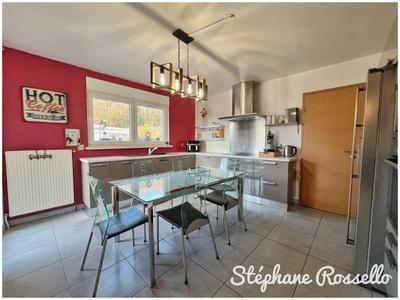 Maison - 165 m² - 5 pièces