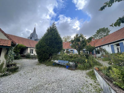 Maison - 190 m² - 8 pièces