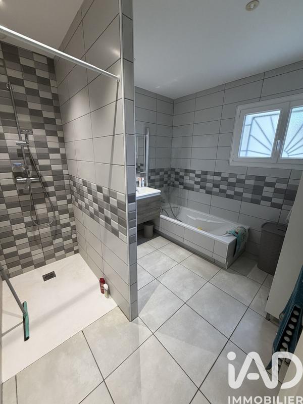 Maison - 112 m² - 4 pièces