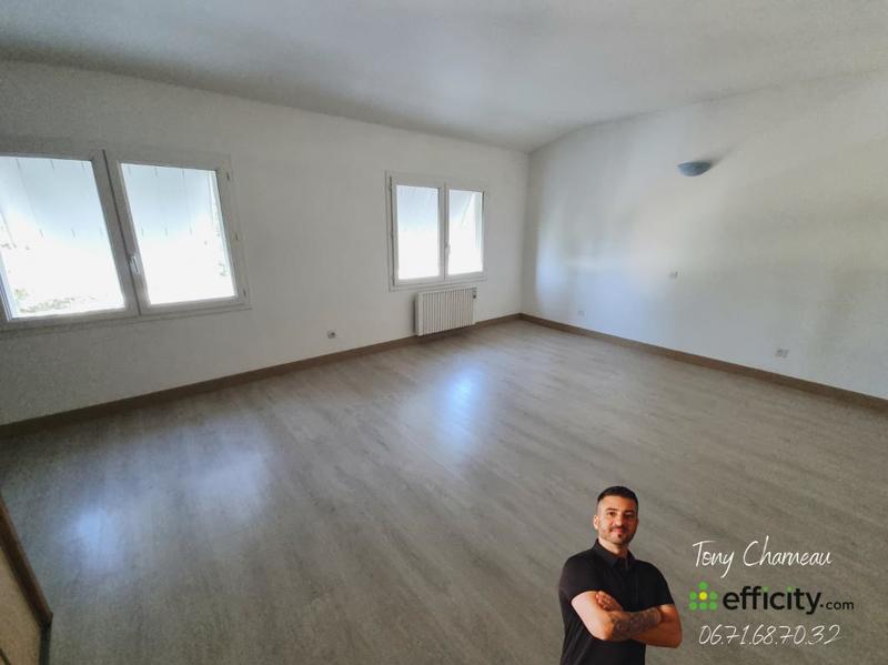 Maison - 260 m² - 5 pièces