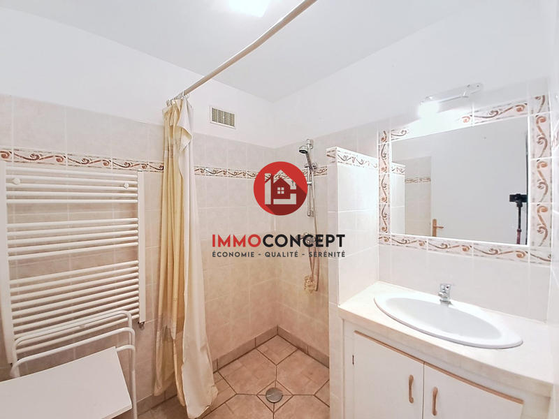 Maison traditionnelle - 130 m² - 5 pièces