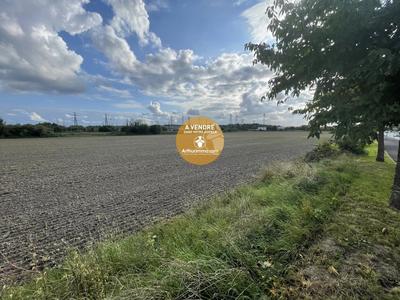 Terrain - 15 872 m²